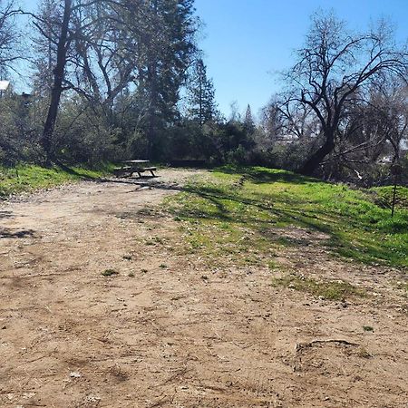Campground At Sequoia Mountain Farms - Bring Your Own Tent Or Rv - No Bedrooms Or Beds Provided Miramonte Exterior foto