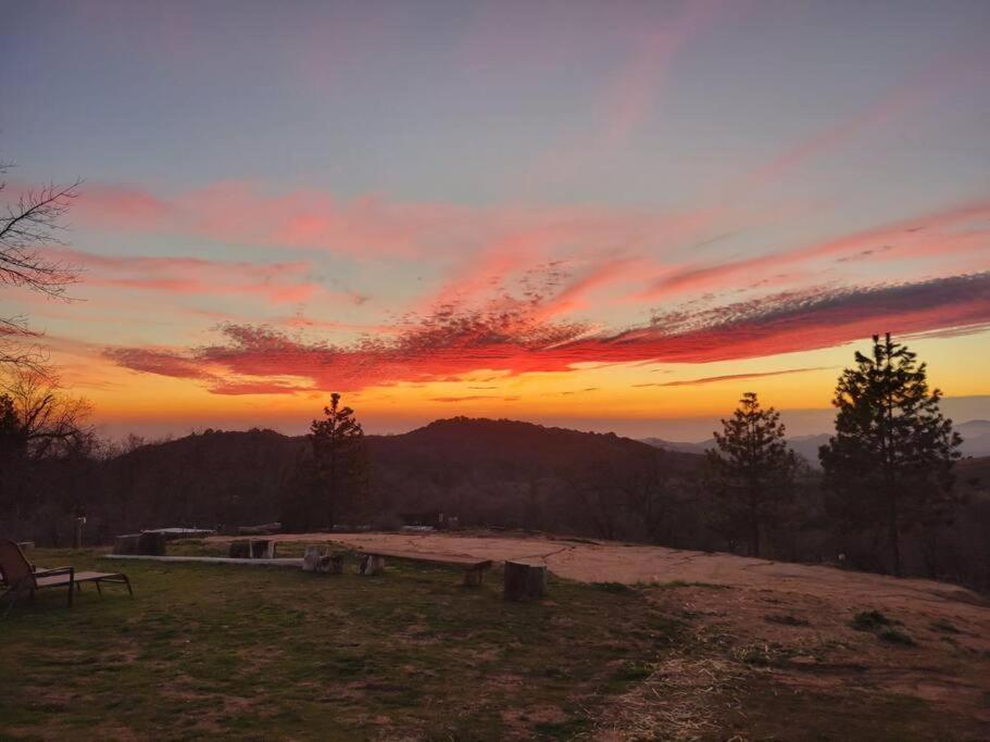 Campground At Sequoia Mountain Farms - Bring Your Own Tent Or Rv - No Bedrooms Or Beds Provided Miramonte Exterior foto